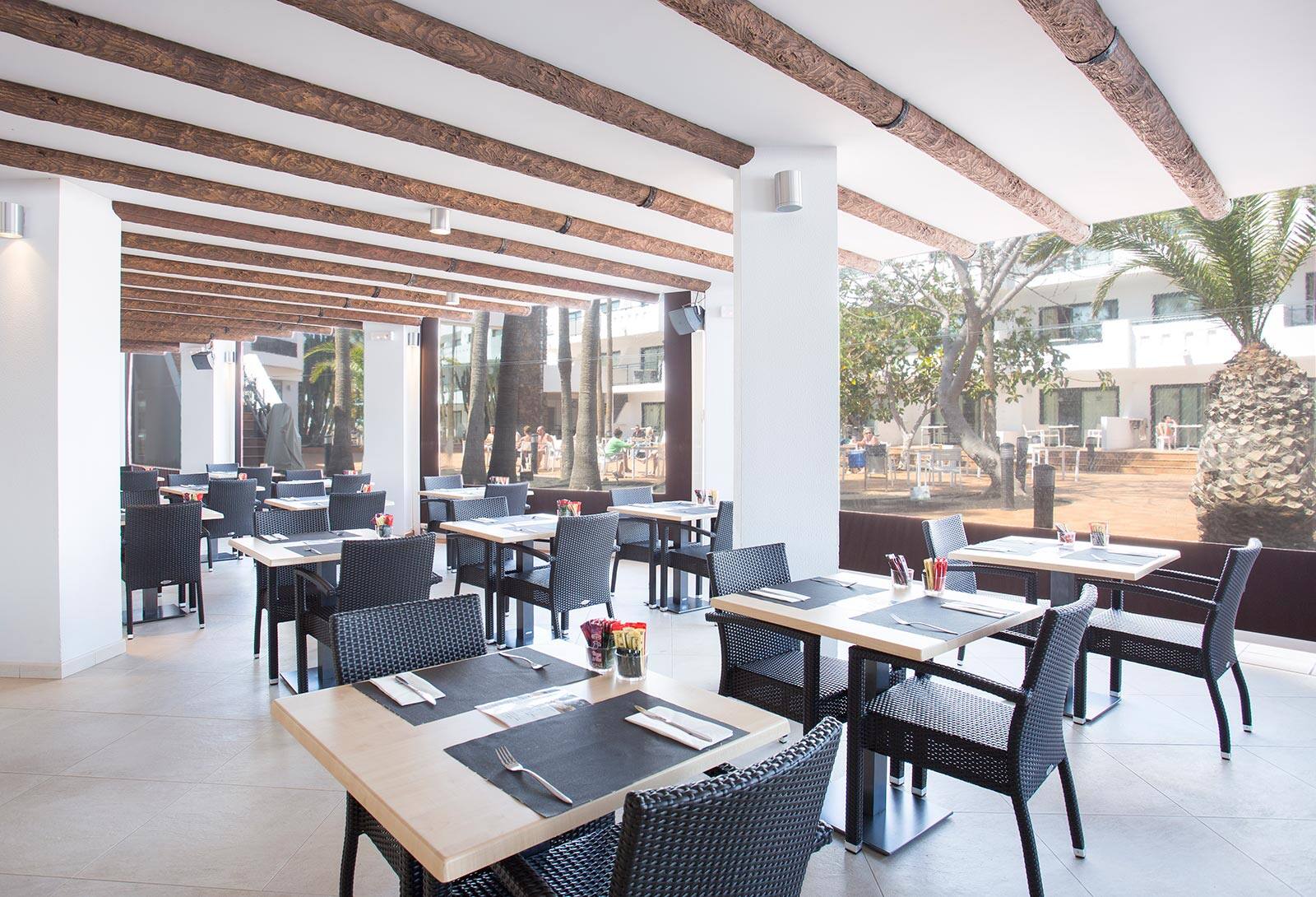 Snack Bar, Be Live Experience Lanzarote Beach Snack Bar, Be Live Experience Lanzarote Beach