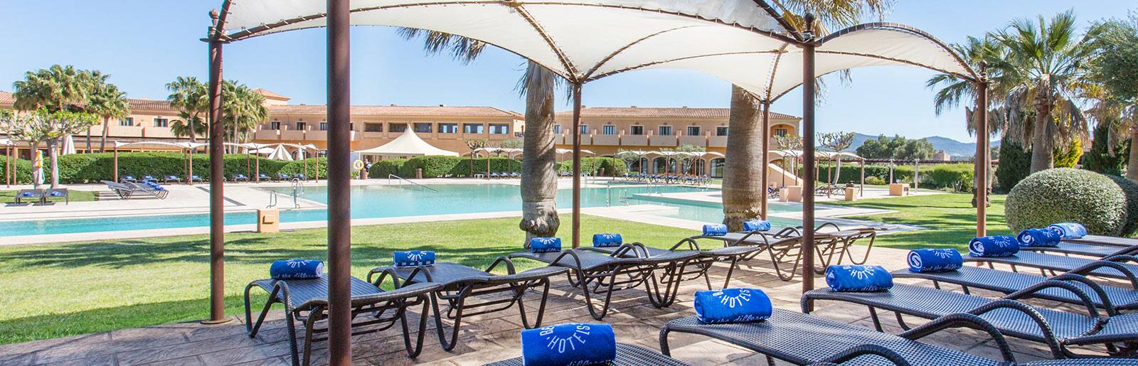 Swimming pool, Be Live Collection Son Antem Swimming pool, Be Live Collection Son Antem