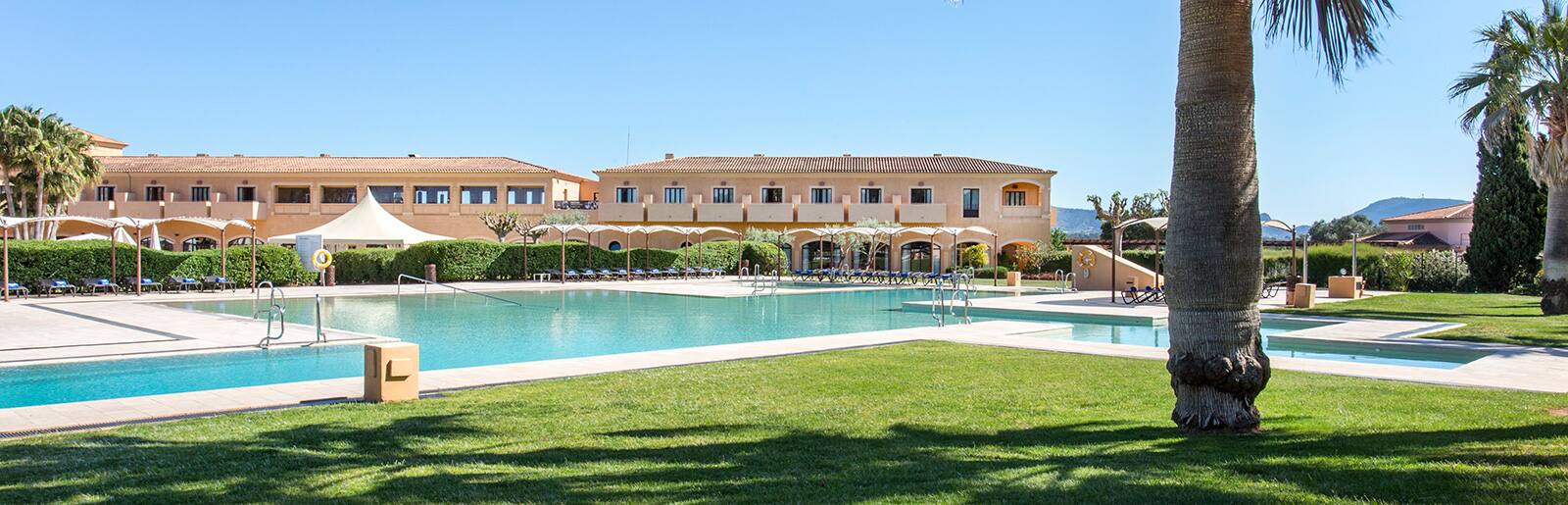 Swimming pool, Be Live Collection Son Antem Swimming pool, Be Live Collection Son Antem