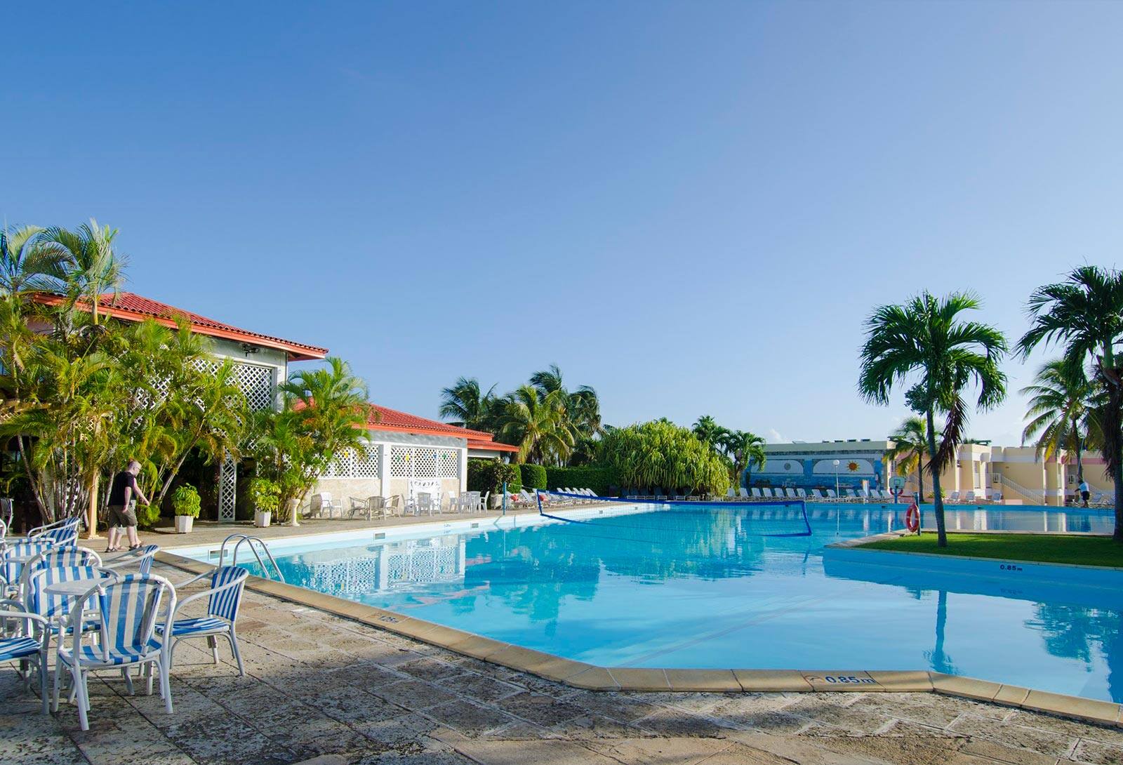 Be Live Adults Only Los Cactus piscina con palmeras Be Live Adults Only Los Cactus piscina con palmeras