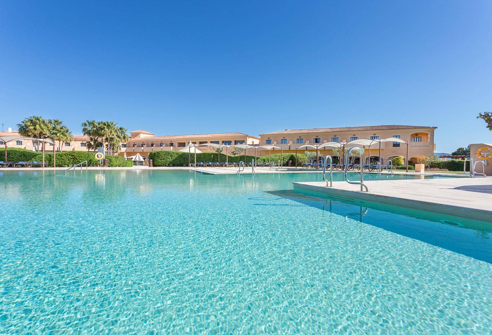 Piscines, Be Live Collection Son Antem Piscines, Be Live Collection Son Antem
