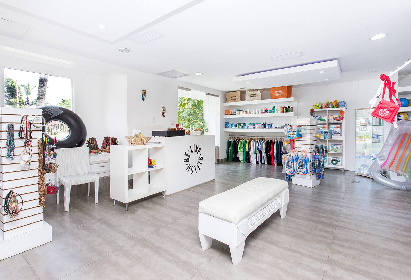 Shop, Be Live Experience Hamaca Beach Shop, Be Live Experience Hamaca Beach