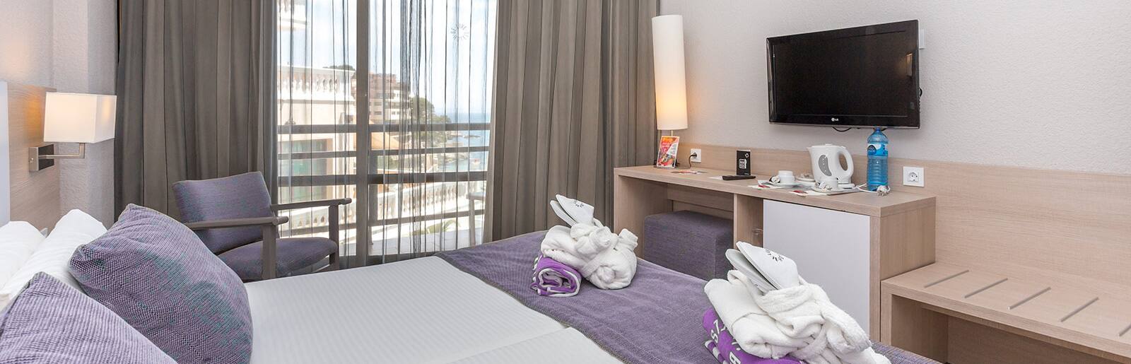 Habitaciones hotel Marivent Be Live Habitaciones hotel Marivent Be Live