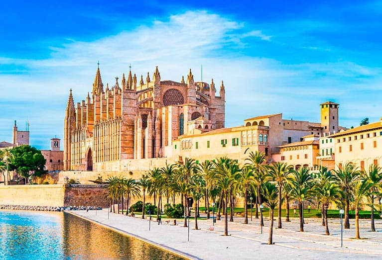 Hotel en Palma de Mallorca, cerca de la catedral