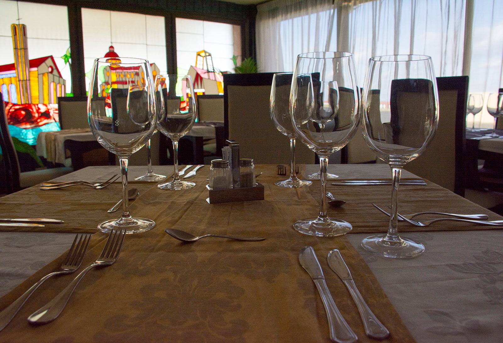Buffet-Restaurant Le Roi Buffet-Restaurant Le Roi